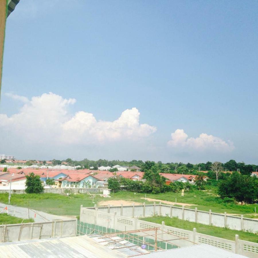 J&E Nong Prue Exterior foto